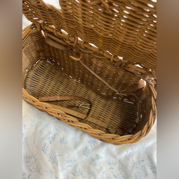 Vintage fishing basket creel - Picture 3 of 4
